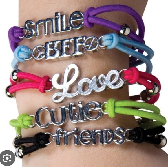 Justice Bundle of BFF bracelets - Picture 1 of 2